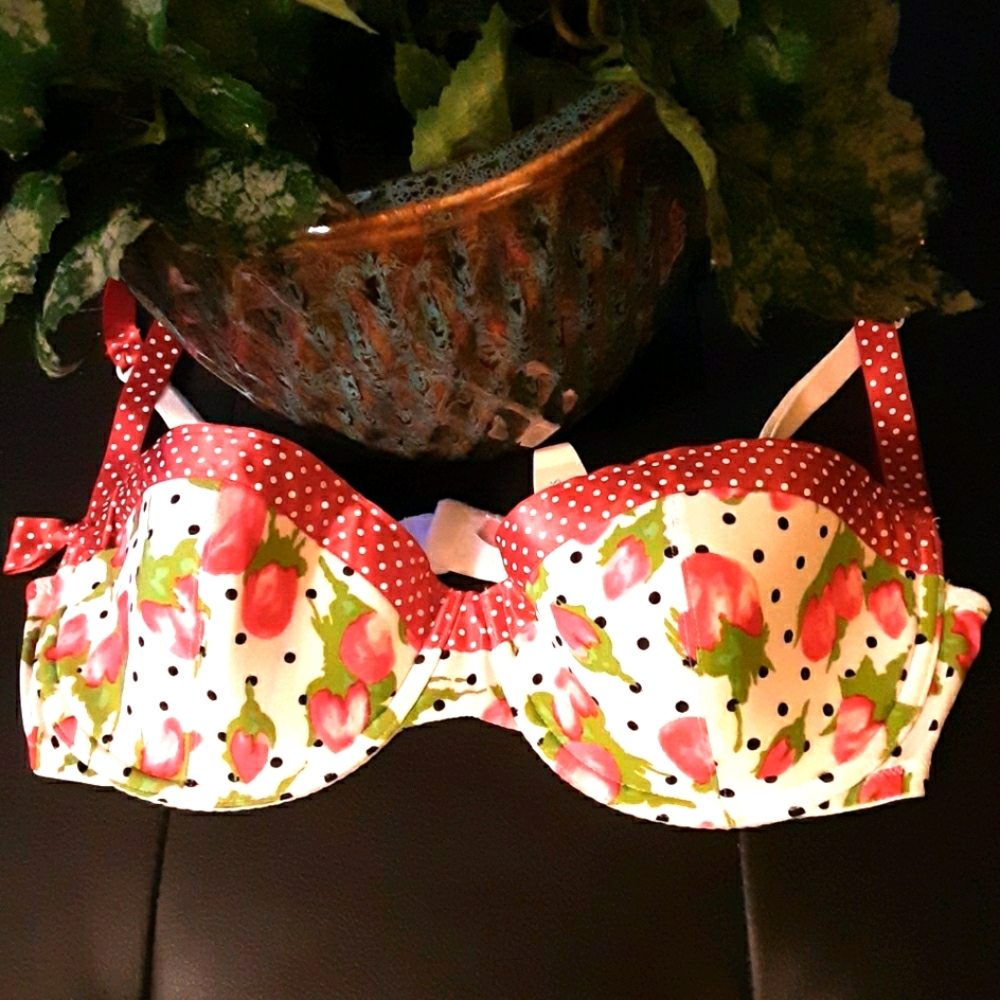 NWT RARE BALCONET BRA 36D